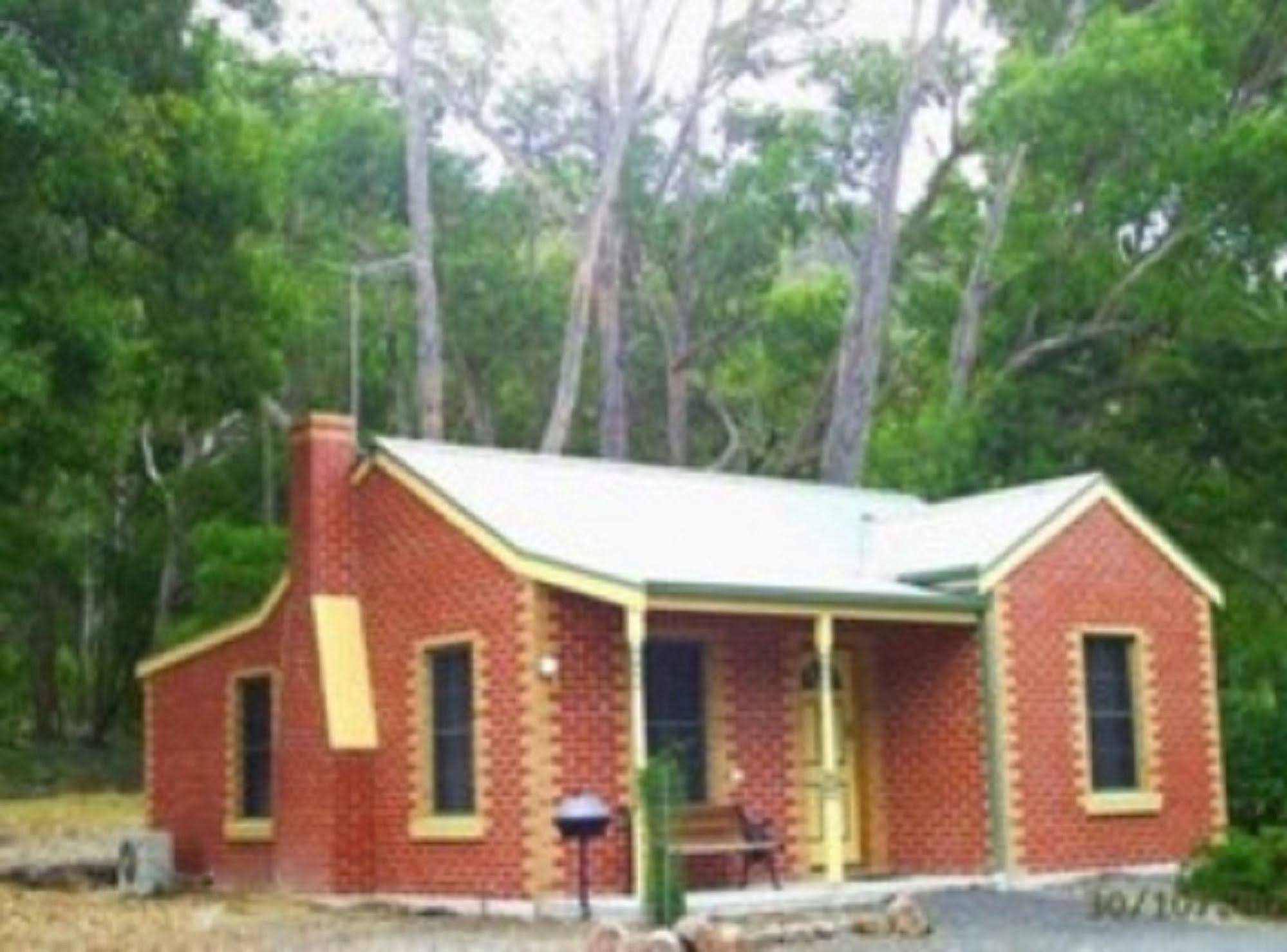 Heatherlie Cottages Halls Gap Bagian luar foto